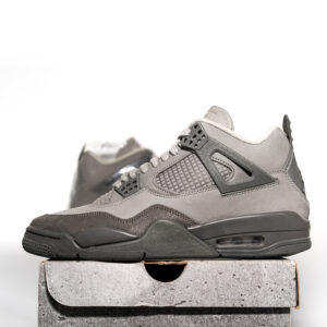 AJ4 Retro SE 'Wet Cement'
